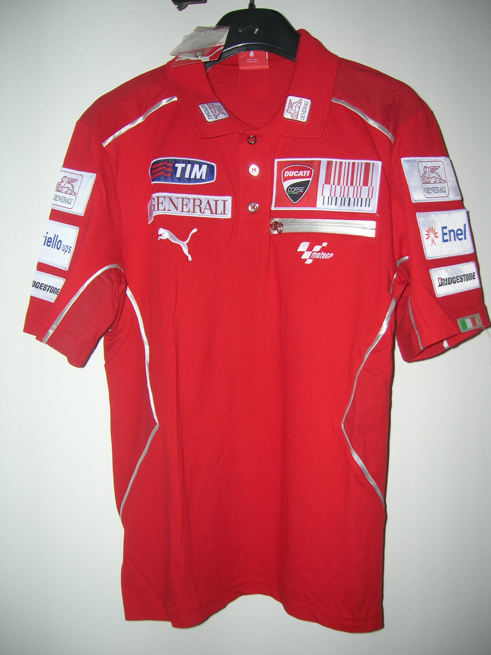 Divisa ufficiale della Ducati 2010 originale 01